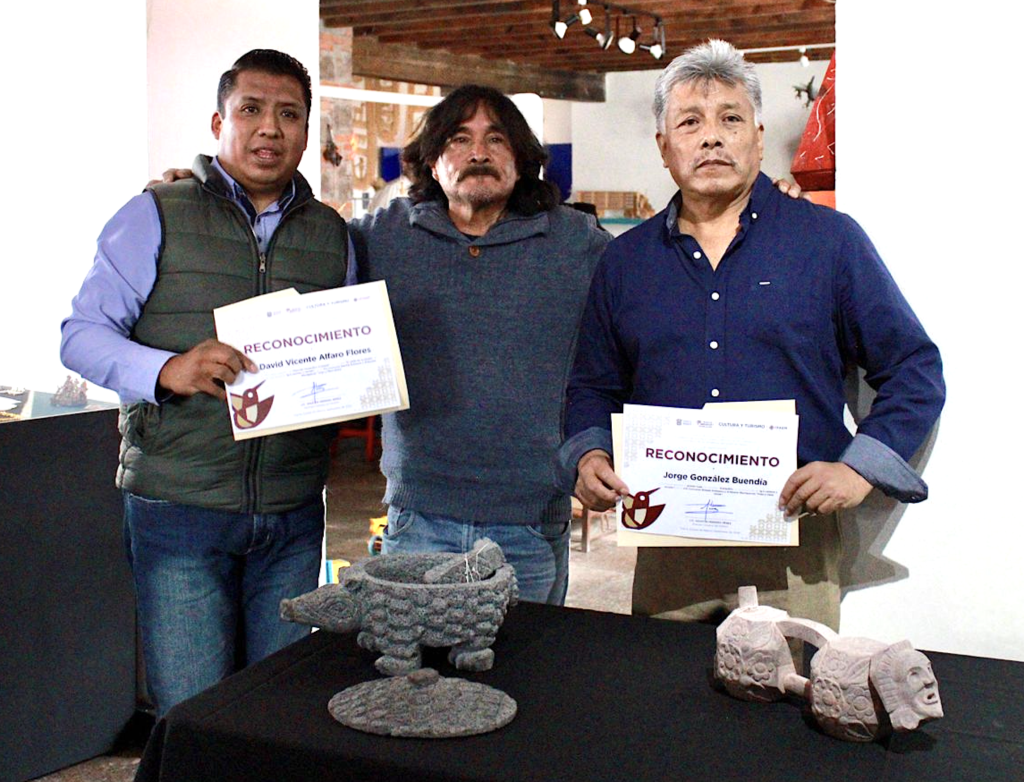 Reconocen talento de artesanos de Chimalhuacán